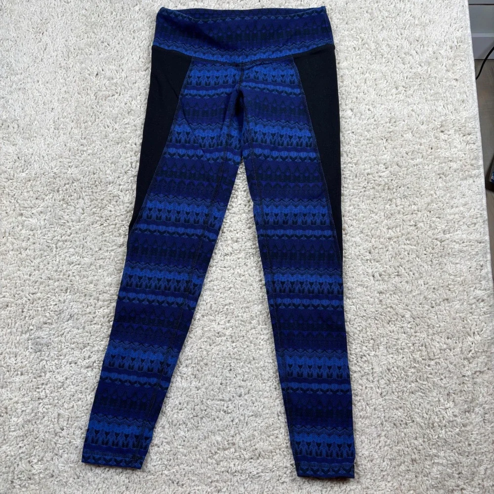 Alo Yoga Illusion 3 tribal print leggings in the‎ Arctic Royalty Blue/Black XS/S